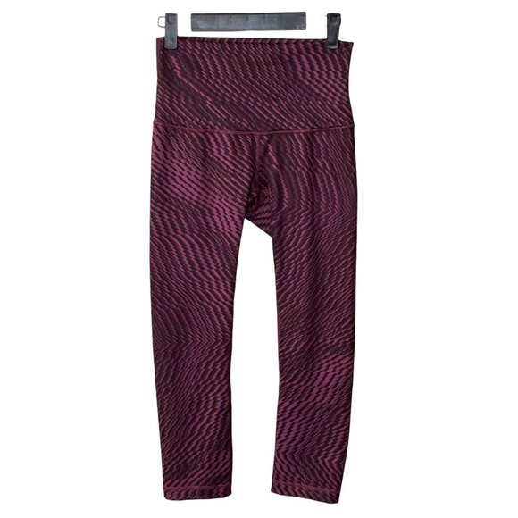 Lululemon Wunder Under High Rise Crop Leggings Burgundy Black Geometric Print 6 - Picture 3 of 11